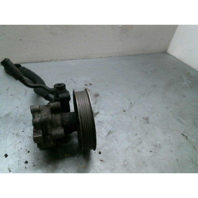 Pompe de direction AUDI A4 2 Photo n°2