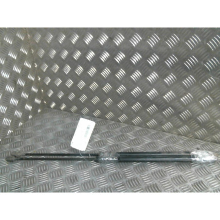 Verin de coffre RENAULT MEGANE 3 Photo n°1