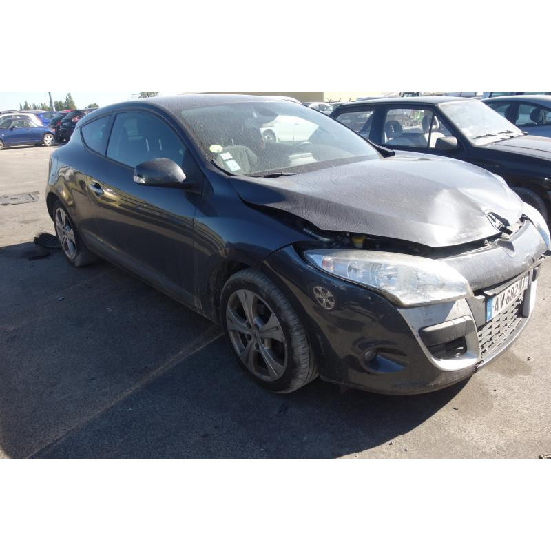 Verin de coffre RENAULT MEGANE 3 Photo n°9