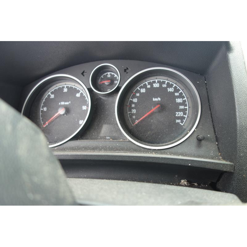 Compteur OPEL ZAFIRA B Photo n°6