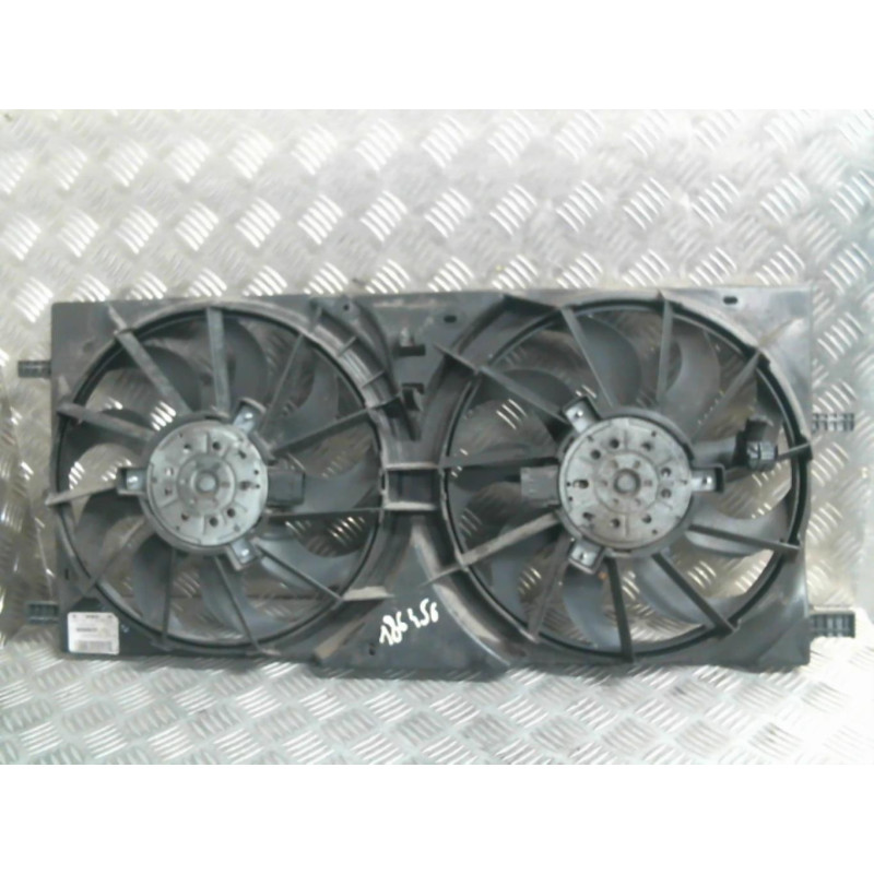 Moto ventilateur radiateur RENAULT LAGUNA 3 Photo n°2