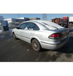 Porte avant droit MAZDA 626 4