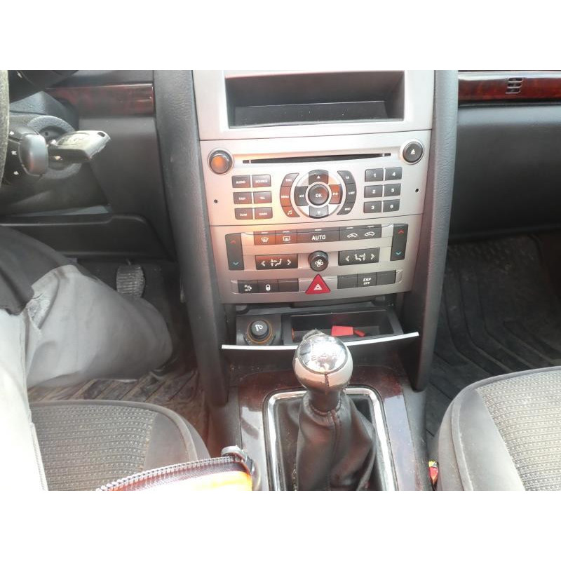 Porte avant gauche PEUGEOT 407 Photo n°6