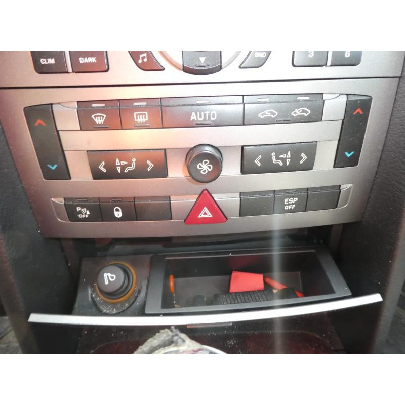 Porte avant gauche PEUGEOT 407 Photo n°14