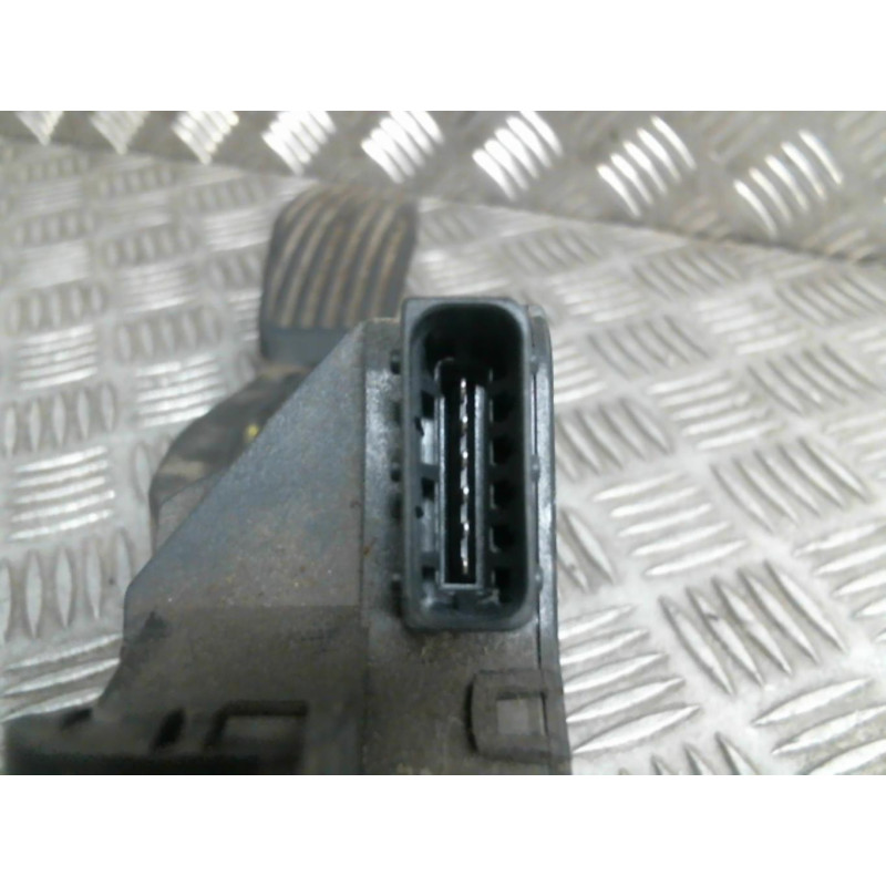 Pedale de frein OPEL CORSA D Photo n°1