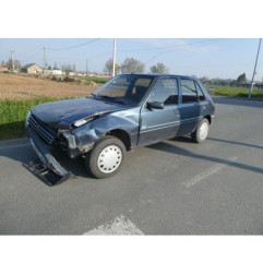 Retroviseur droit PEUGEOT 205