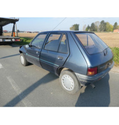 Retroviseur droit PEUGEOT 205