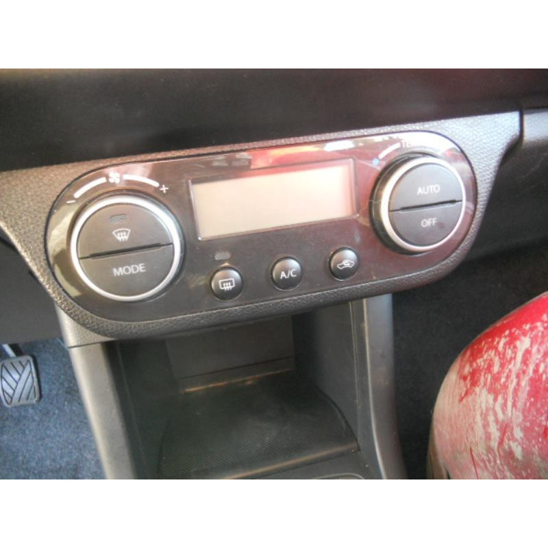 Malle/Hayon arriere SUZUKI SWIFT 3 Photo n°11