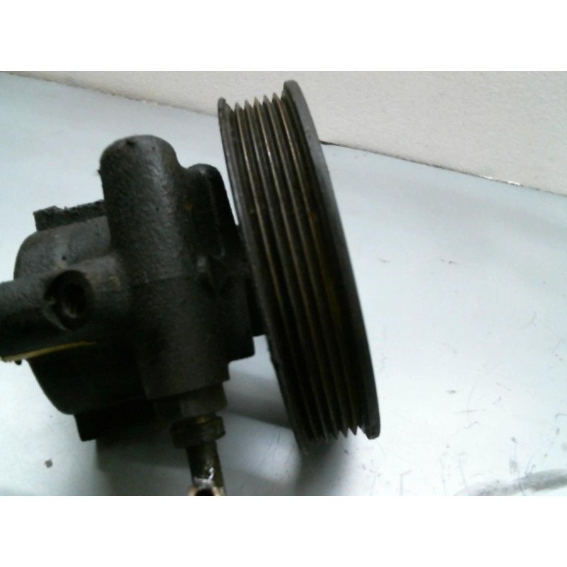 Pompe de direction OPEL ASTRA F Photo n°3