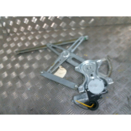 Leve vitre electrique avant droit TOYOTA AURIS 1 Photo n°1
