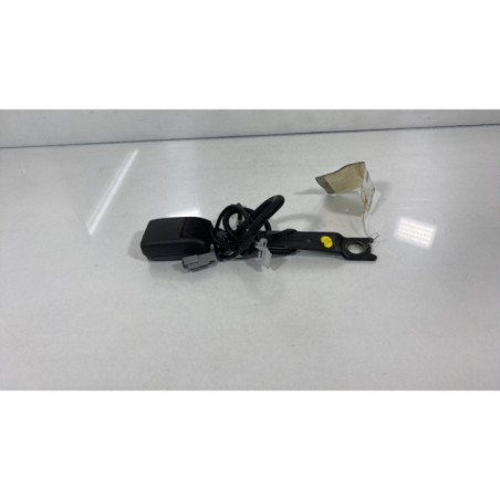 Attache ceinture avant gauche TOYOTA AURIS 1 Photo n°1