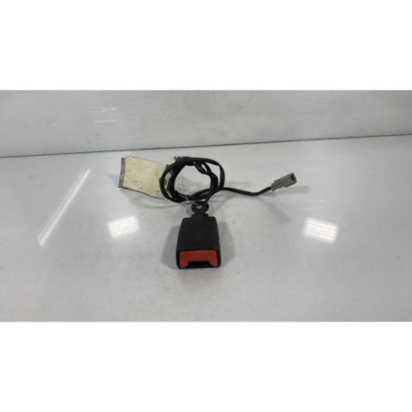 Attache ceinture avant droit FIAT 500 2 Photo n°1