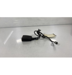 Attache ceinture avant droit FIAT 500 2