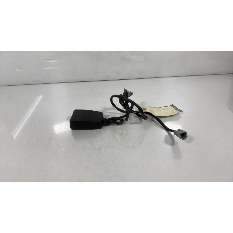 Attache ceinture avant droit FIAT 500 2 Photo n°3