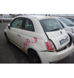 Attache ceinture avant droit FIAT 500 2