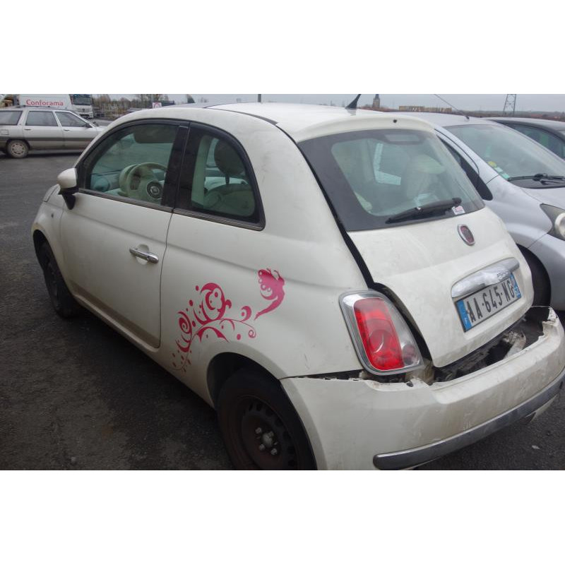 Attache ceinture avant droit FIAT 500 2 Photo n°7