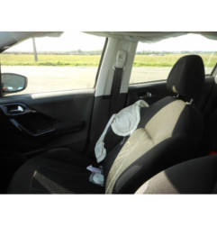 Trappe d'essence PEUGEOT 208 1