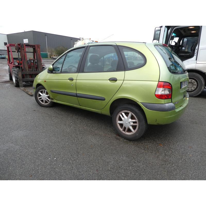 Plage arriere RENAULT SCENIC 1 Photo n°8