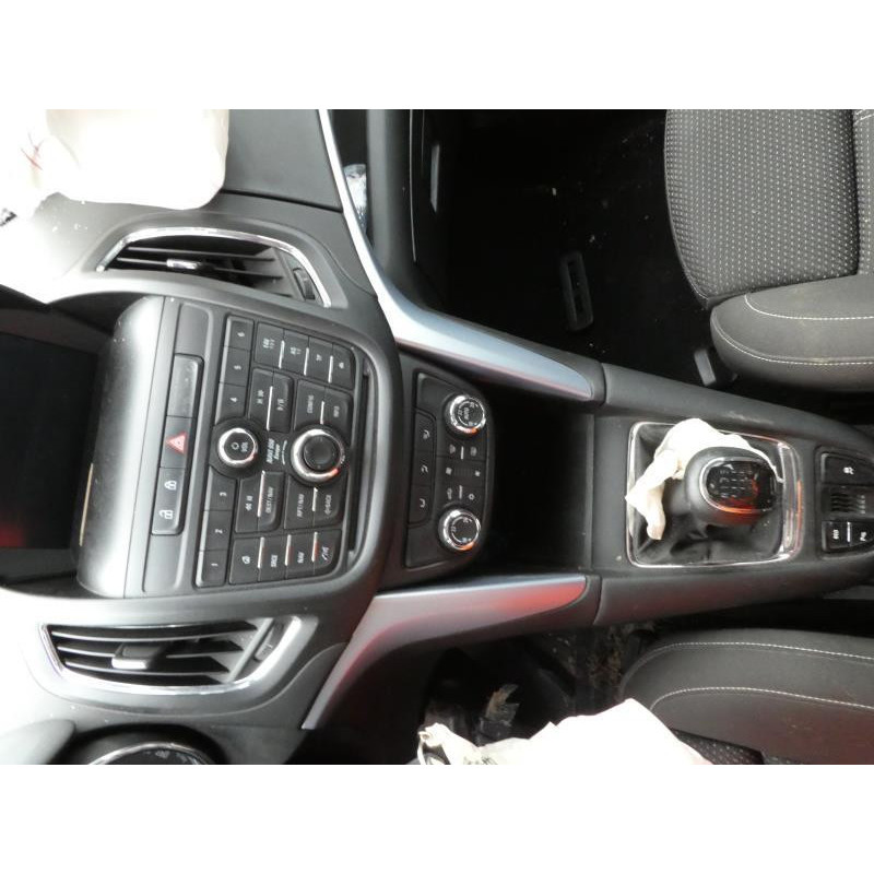 Debitmetre OPEL ZAFIRA TOURER C Photo n°11