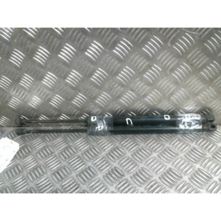 Verin de coffre OPEL ZAFIRA TOURER C Photo n°1