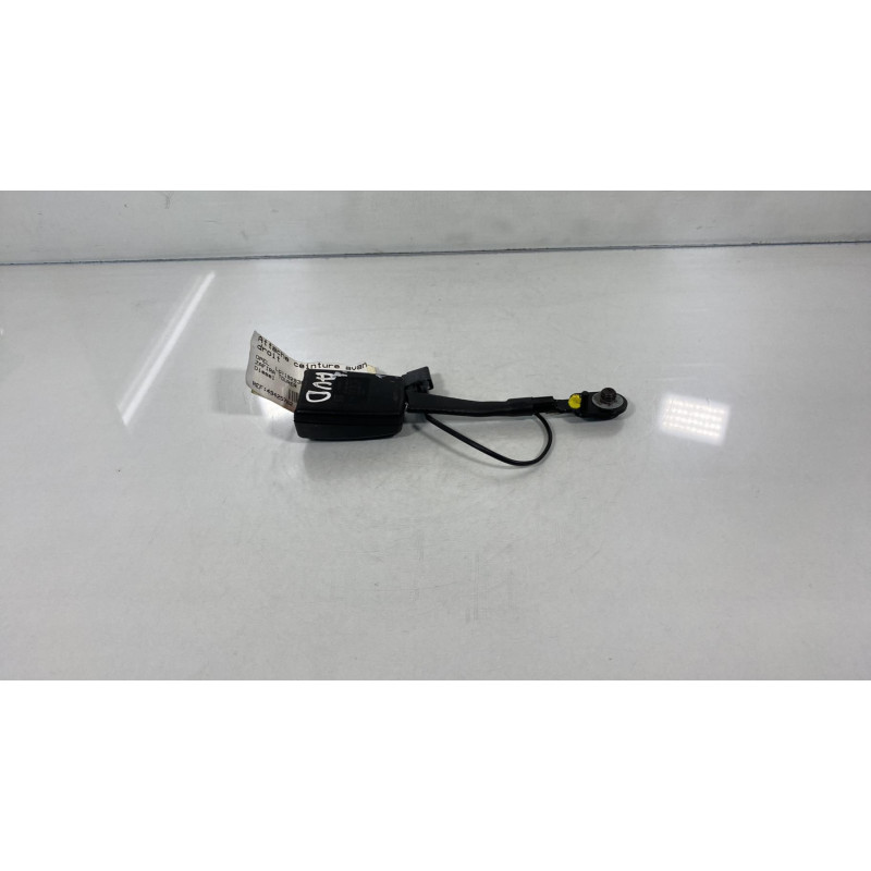 Attache ceinture avant droit OPEL ZAFIRA TOURER C Photo n°3