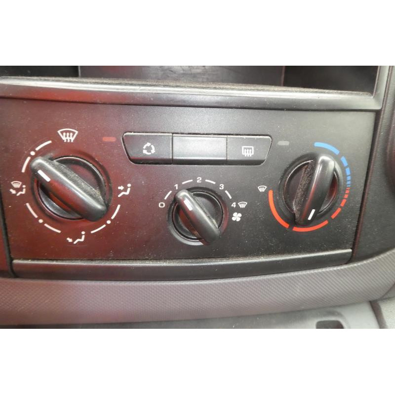 Serrure avant droit CITROEN BERLINGO 2 Photo n°8