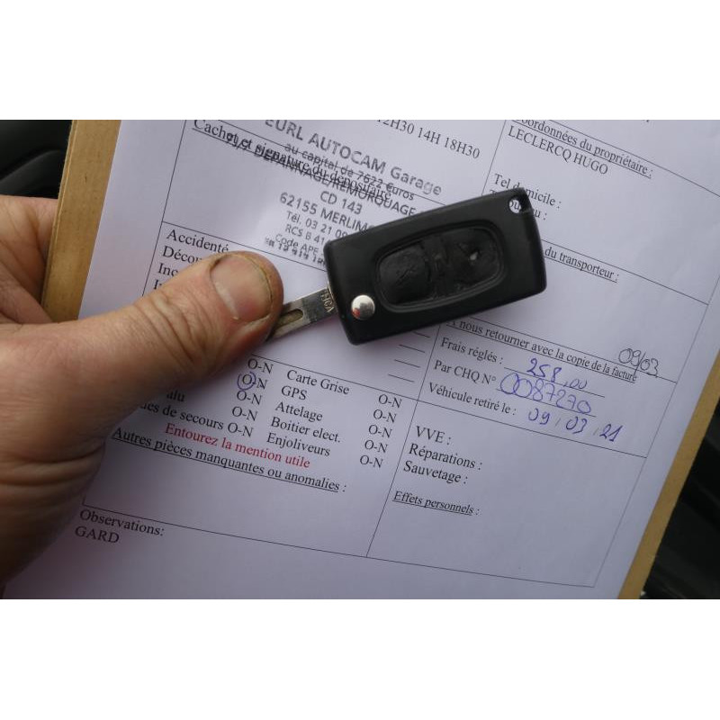 Levier de vitesses PEUGEOT 5008 1 Photo n°8
