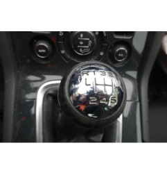 Levier de vitesses PEUGEOT 5008 1