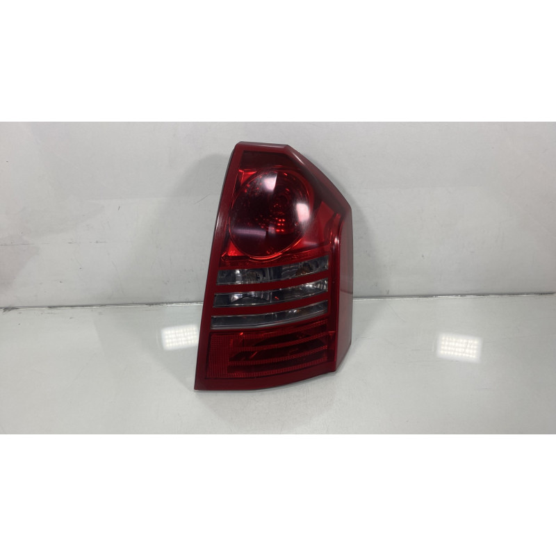 Feu arriere principal droit (feux) CHRYSLER 300C Photo n°1