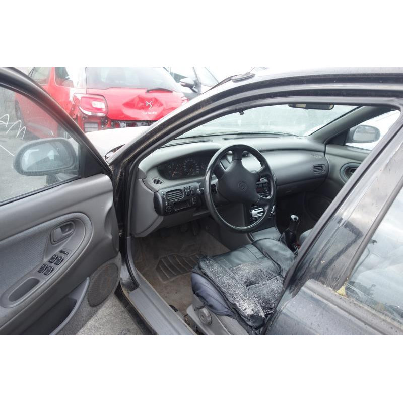 Porte avant droit MAZDA 626 3 Photo n°8