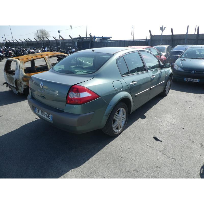 Malle/Hayon arriere RENAULT MEGANE 2 Photo n°8