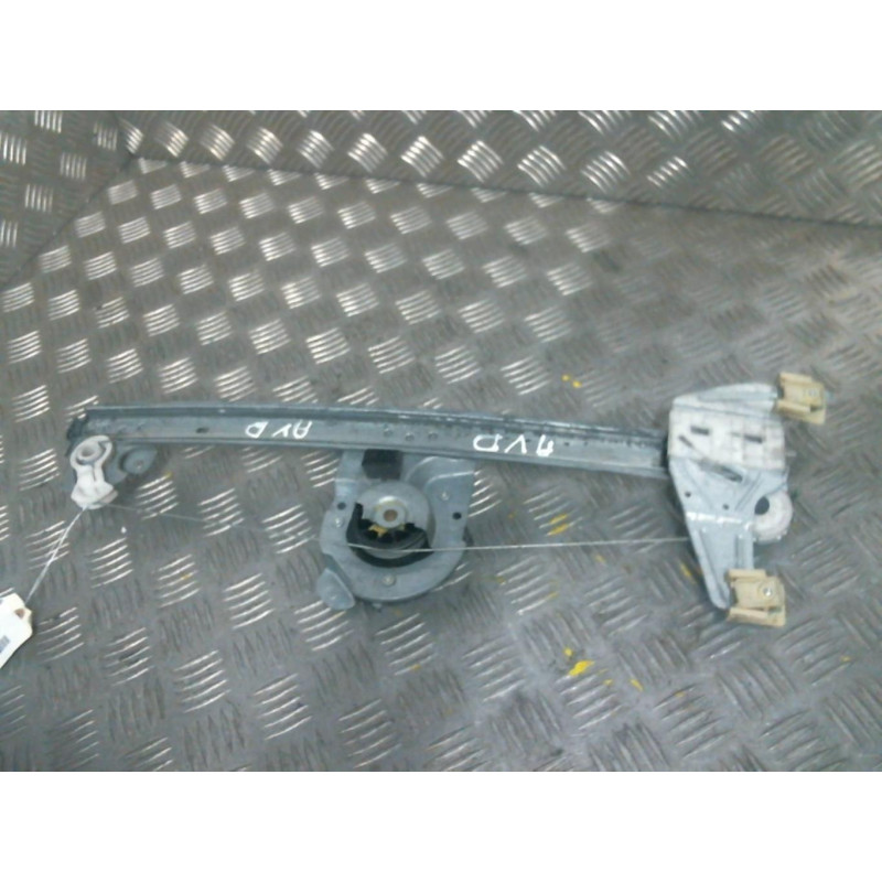 Leve vitre electrique avant droit TOYOTA AYGO 1 Photo n°1