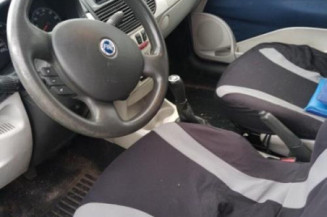 Bras essuie glace arriere FIAT PUNTO 2