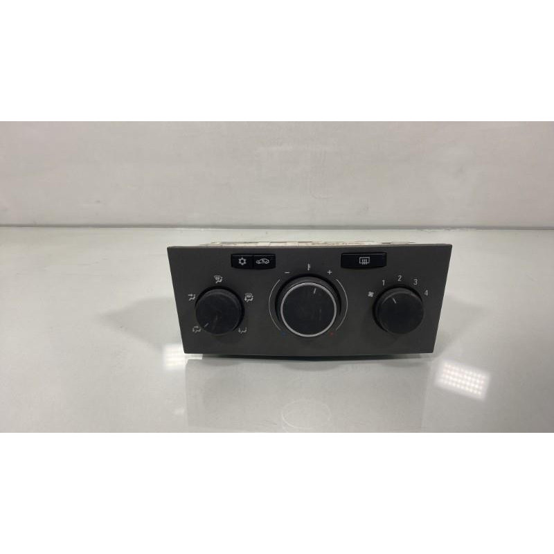 Commande chauffage OPEL ASTRA H Photo n°2