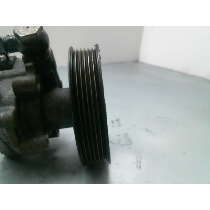 Pompe de direction VOLKSWAGEN NEW BEETLE 1 Photo n°3