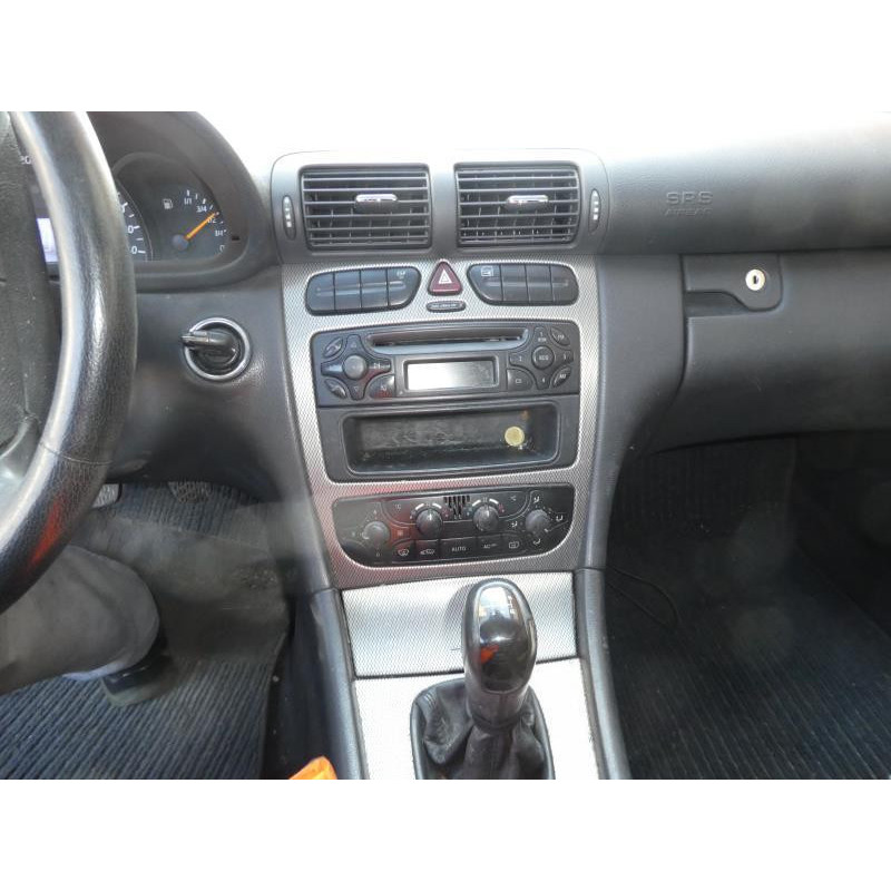 Feu arriere stop central MERCEDES CLASSE C 203 COUPE SPORT Photo n°13