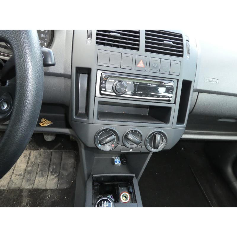 Pare soleil droit VOLKSWAGEN POLO 4 Photo n°9