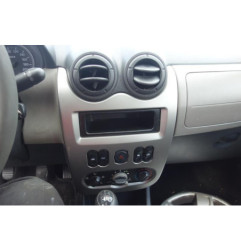 Pompe à carburant DACIA SANDERO 1