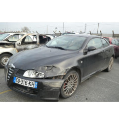 Attache ceinture avant droit ALFA ROMEO GT