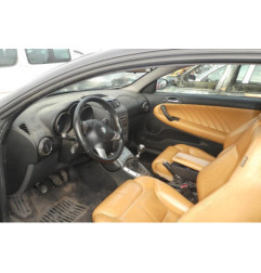 Attache ceinture avant droit ALFA ROMEO GT