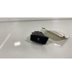 Bouton de warning AUDI A4 3
