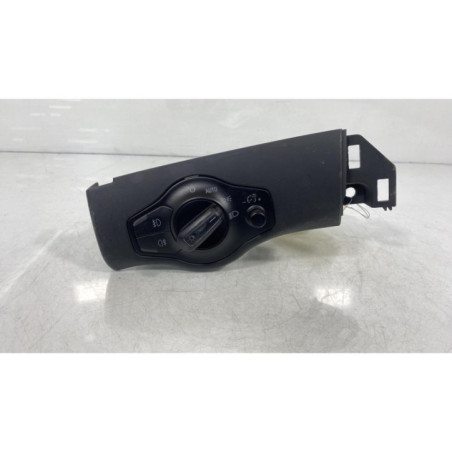 Commande de phare AUDI A4 3 Photo n°1