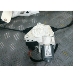 Leve vitre electrique arriere droit AUDI A4 3 Photo n°1