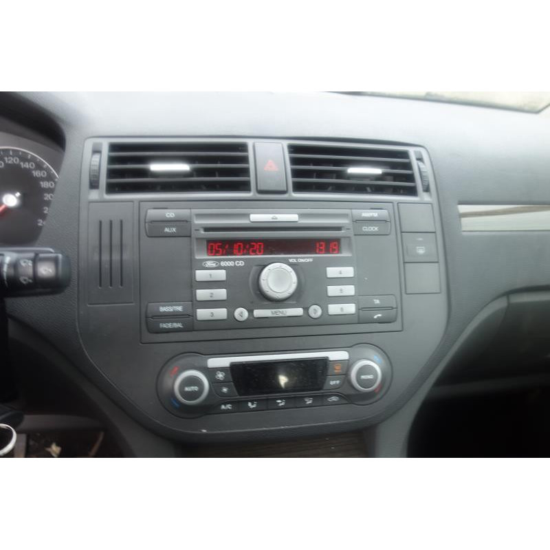 Feu arriere principal droit (feux) FORD C-MAX Photo n°15