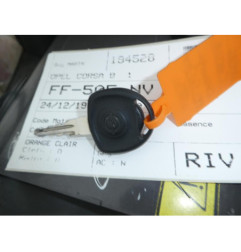 Serrure de coffre OPEL CORSA B