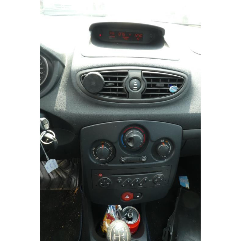Boite a gants RENAULT CLIO 3 Photo n°7