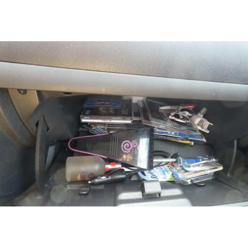 Boite a gants RENAULT CLIO 3 Photo n°11