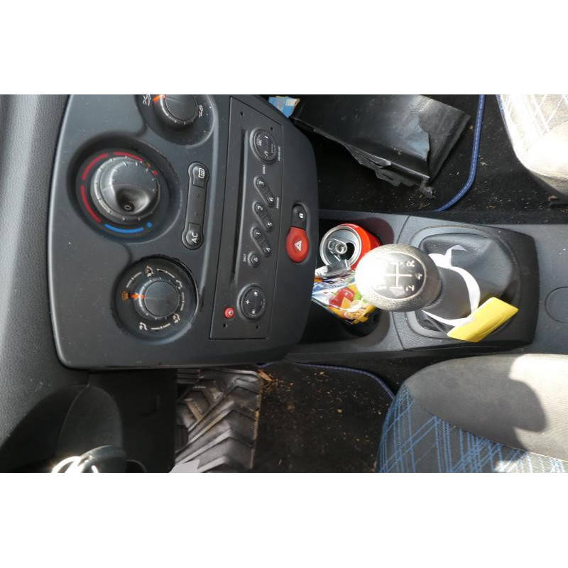 Boite a gants RENAULT CLIO 3 Photo n°14