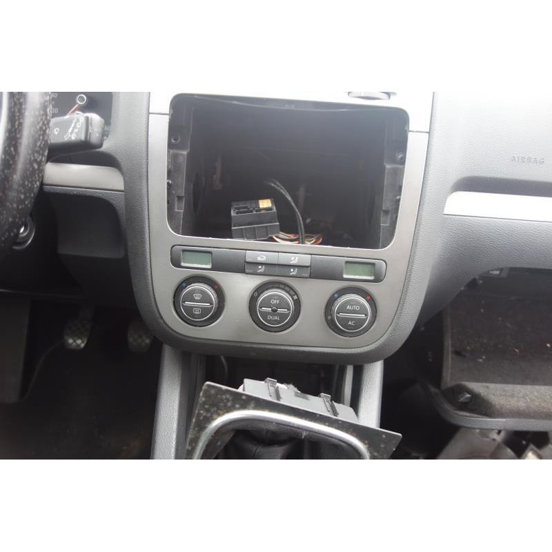 Poignee interieur avant droit VOLKSWAGEN GOLF 5 Photo n°4
