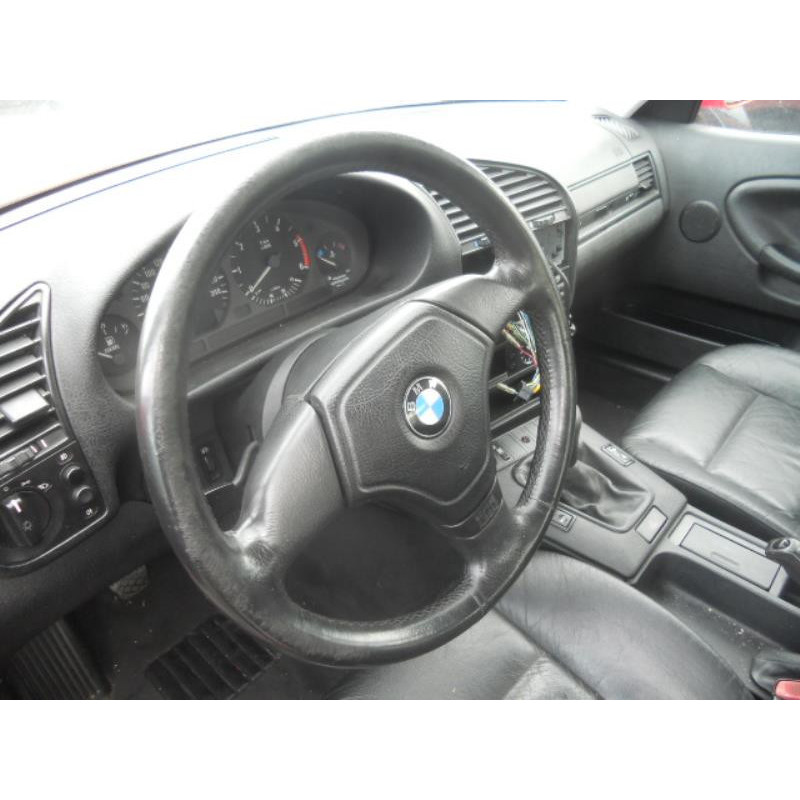 Verin de coffre BMW SERIE 3 E36 Photo n°6